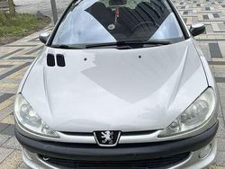 Grijs Gebruikt 2004 Peugeot 206 Hatchback | € 2.550 (Eerlijke prijs)