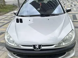 Grijs Gebruikt 2004 Peugeot 206 Hatchback | € 2.550 (Iets duurder)