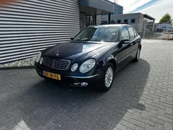 Blauw Gebruikt 2002 Mercedes E240 Avantgarde Sedan | € 3.800 (Goede deal)