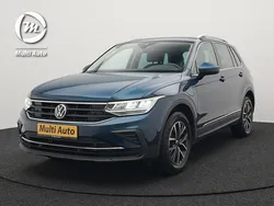 Blauw Gebruikt 2021 VW Tiguan Life SUV | € 29.420 (Eerlijke prijs)