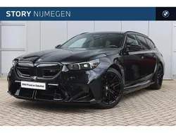 Saphirschwarz (donker zwart metallic) Gebruikt 2025 BMW M5 Comfort Edition Stationwagen | € 154.950