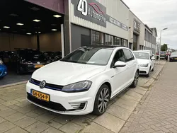 Wit Gebruikt 2015 VW Golf VII GTE Hatchback | € 15.999 (Iets duurder)