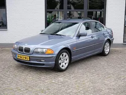 Blauw Gebruikt 1998 BMW 328 Executive Sedan | € 6.950