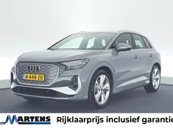 Grijs, metallic lak Gebruikt 2022 Audi Q4 e-tron Design SUV | € 39.949 (Super prijs)