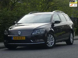 Zwart Gebruikt 2011 VW Passat Stationwagen | € 5.999 (Eerlijke prijs)