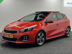 Rood Gebruikt 2017 Kia Ceed GT-Line Hatchback | € 10.500 (Eerlijke prijs)
