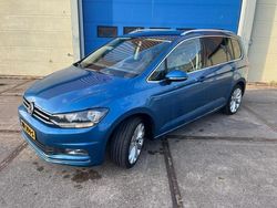 Blauw Gebruikt 2015 VW Touran Highline MPV | € 9.999 (Iets duurder)