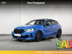 Blauw, metallic lak Gebruikt 2022 BMW M135 Basis Hatchback | € 44.900 (Eerlijke prijs)