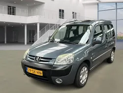 Grijs Gebruikt 2006 Peugeot Partner MPV | € 2.645 (Eerlijke prijs)