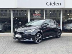 Zwart Nieuw 2025 Toyota Yaris Hybrid Plus Hatchback | € 27.400 (Eerlijke prijs)