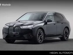 Saphirschwarz metallic (zwart metallic) Nieuw 2024 BMW iX Comfort Edition SUV | € 145.121