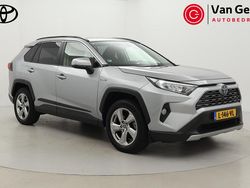 Grijs (metallic) Gebruikt 2019 Toyota RAV4 Hybrid SUV | € 30.999 (Eerlijke prijs)