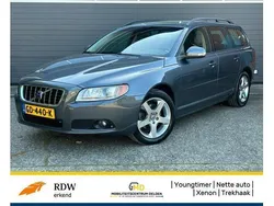 Grijs Gebruikt 2008 Volvo V70 Summum Stationwagen | € 6.445 (Eerlijke prijs)