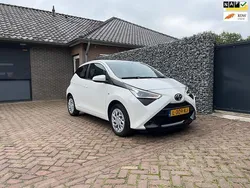 Wit Gebruikt 2021 Toyota Aygo X-play Hatchback | € 12.450 (Eerlijke prijs)