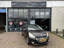 Bruin Gebruikt 2013 Peugeot 208 Active Hatchback | € 5.275 (Iets duurder)