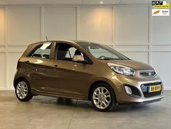 Bruin Gebruikt 2012 Kia Picanto 2 Hatchback | € 3.250 (Eerlijke prijs)