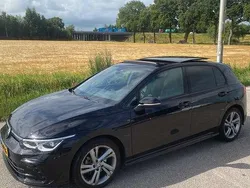 Zwart Gebruikt 2023 VW Golf VIII R-line Sedan | € 30.000 (Super prijs)