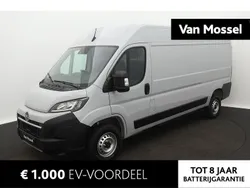 Grijs Nieuw 2025 Opel Movano Van | € 57.499 (Iets duurder)
