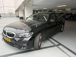 Zwart Gebruikt 2019 BMW 320 Executive Sedan | € 24.800 (Goede deal)