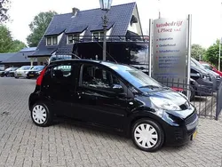 Zwart Gebruikt 2012 Peugeot 107 Hatchback | € 2.650 (Eerlijke prijs)