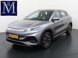 Grijs, metallic lak Gebruikt 2023 BYD Atto 3 Design SUV | € 25.899 (Goede deal)