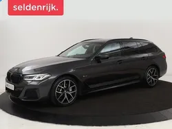 Grijs Gebruikt 2022 BMW 530e M Sport Stationwagen | € 31.900 (Super prijs)
