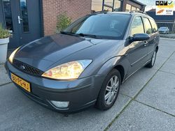 Grijs Gebruikt 2004 Ford Focus Futura Stationwagen | € 1.450 (Duur)