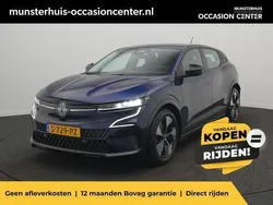Blauw metallic Gebruikt 2023 Renault Mégane Evolution Hatchback | € 26.500 (Goede deal)