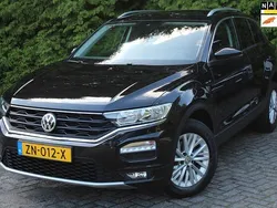 Zwart Gebruikt 2019 VW T-Roc Style SUV | € 14.450 (Eerlijke prijs)