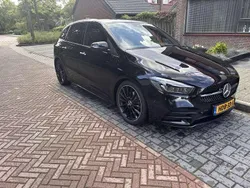 Zwart Gebruikt 2020 Mercedes B180 Edition MPV | € 22.999 (Iets duurder)