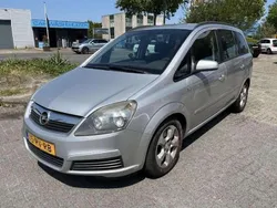 Grijs Gebruikt 2005 Opel Zafira Enjoy MPV | € 2.850 (Iets duurder)
