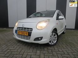 Wit (metallic) Gebruikt 2012 Suzuki Alto Exclusive Hatchback | € 2.950 (Goede deal)