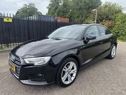 Zwart, metallic lak Gebruikt 2017 Audi A3 Premium Sedan | € 14.950 (Goede deal)