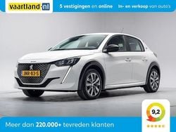 Wit Gebruikt 2023 Peugeot e-208 Active Hatchback | € 16.445 (Super prijs)