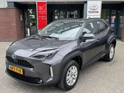 Grijs Gebruikt 2024 Toyota Yaris Cross SUV | € 28.790 (Eerlijke prijs)