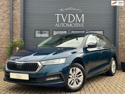 Blauw Gebruikt 2021 Skoda Octavia Business Line Stationwagen | € 22.995 (Goede deal)