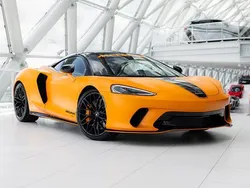 Oranje Nieuw 2025 McLaren GT Coupé | € 299.950