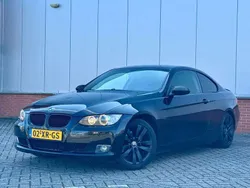 Zwart Gebruikt 2007 BMW 320 Coupé | € 7.250 (Eerlijke prijs)