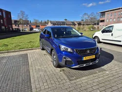Blauw Gebruikt 2017 Peugeot 3008 Allure MPV | € 12.750 (Duur)