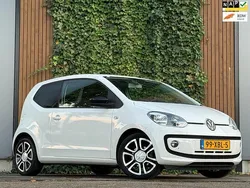 Wit Gebruikt 2012 VW up! high up! Hatchback | € 4.990 (Eerlijke prijs)