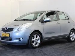 Grijs Gebruikt 2006 Toyota Yaris Luna Hatchback | € 4.350 (Eerlijke prijs)
