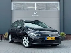 Zwart Gebruikt 2020 VW Golf VIII Life Stationwagen | € 18.450 (Eerlijke prijs)