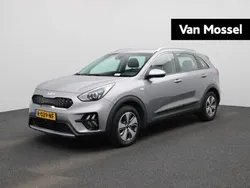 Grijs Gebruikt 2022 Kia Niro Comfort SUV | € 23.400 (Goede deal)