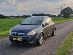Grijs Gebruikt 2012 Opel Corsa Edition MPV | € 1.350 (Super prijs)