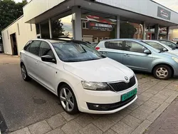 Wit Gebruikt 2014 Skoda Rapid Business Line Hatchback | € 5.250 (Eerlijke prijs)