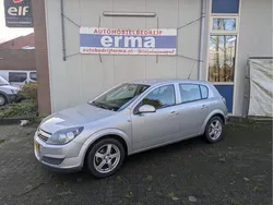 Grijs Gebruikt 2005 Opel Astra Enjoy Hatchback | € 2.249 (Duur)