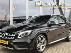 Zwart Gebruikt 2017 Mercedes GLA180 AMG line SUV | € 21.440 (Eerlijke prijs)
