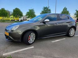 Grijs Gebruikt 2012 Alfa Romeo Giulietta Distinctive Hatchback | € 7.500 (Eerlijke prijs)
