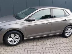 Grijs Gebruikt 2019 VW Polo Comfortline Hatchback | € 12.950 (Eerlijke prijs)