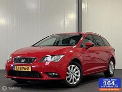 Rood Gebruikt 2015 Seat Leon ST Style Stationwagen | € 9.945 (Eerlijke prijs)